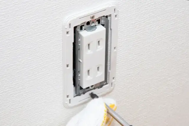 賃貸マンションでコンセントを増設するとき大家や管理会社への申請はどうすればいい？