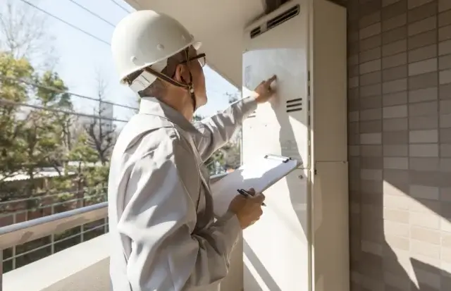 修理か給湯器ごと交換か、判断の目安は？