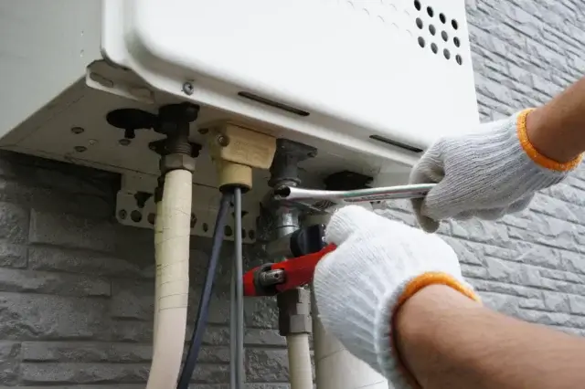 給湯器修理の費用相場を部位別で解説